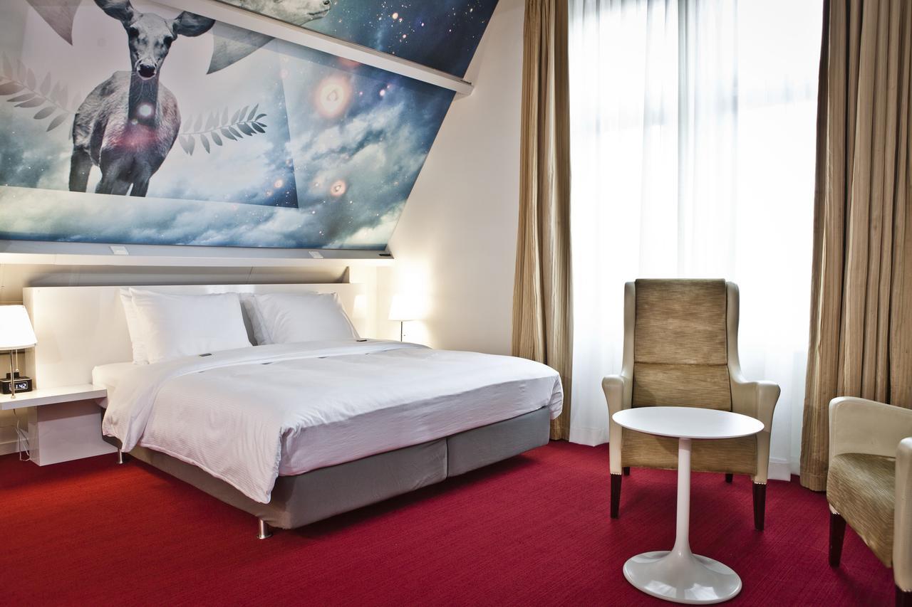 Hotel Trusten Вилемстад Екстериор снимка